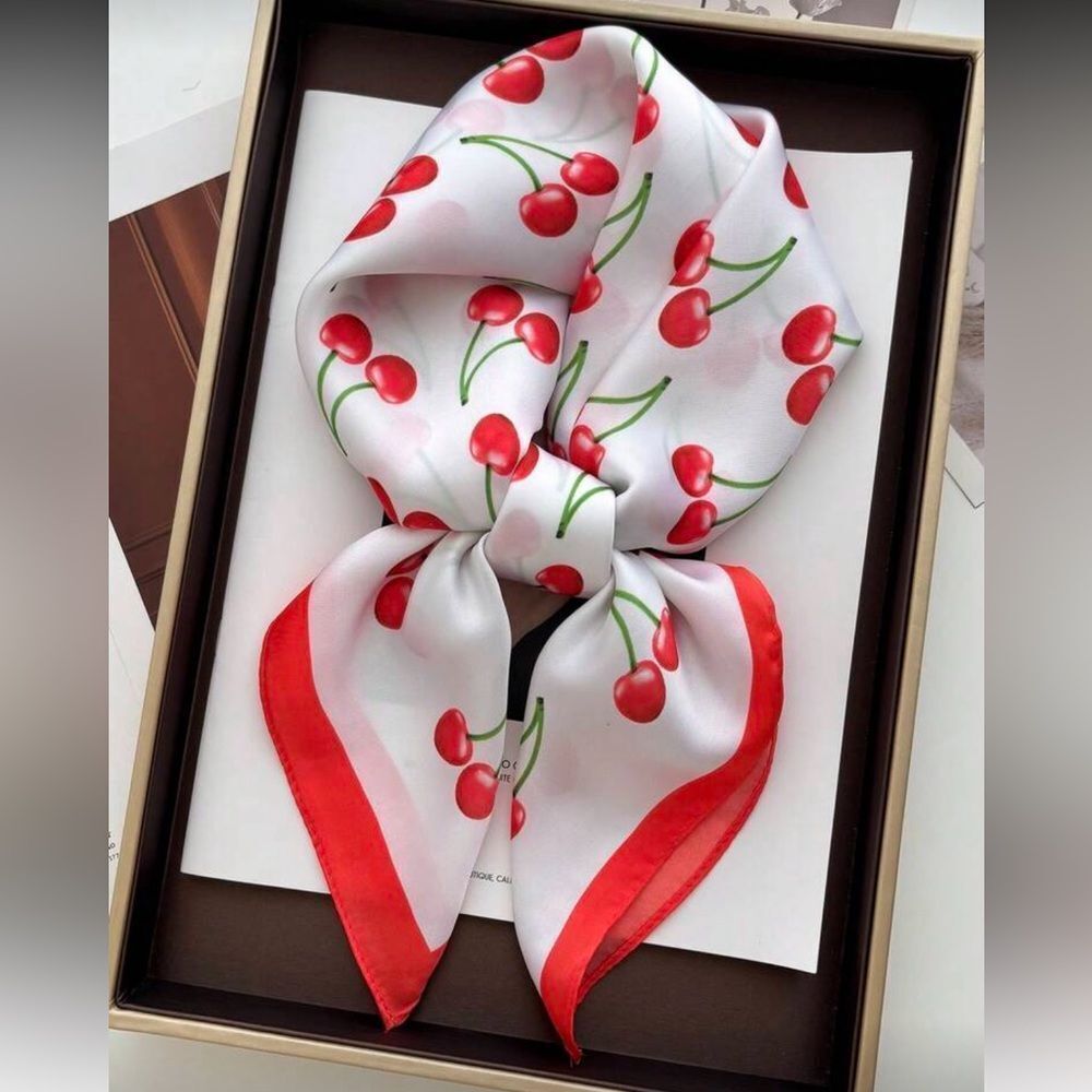 Cherry Print Scarf P57